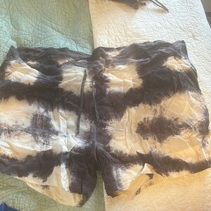 Monrow Tie-Dye Women's Shorts